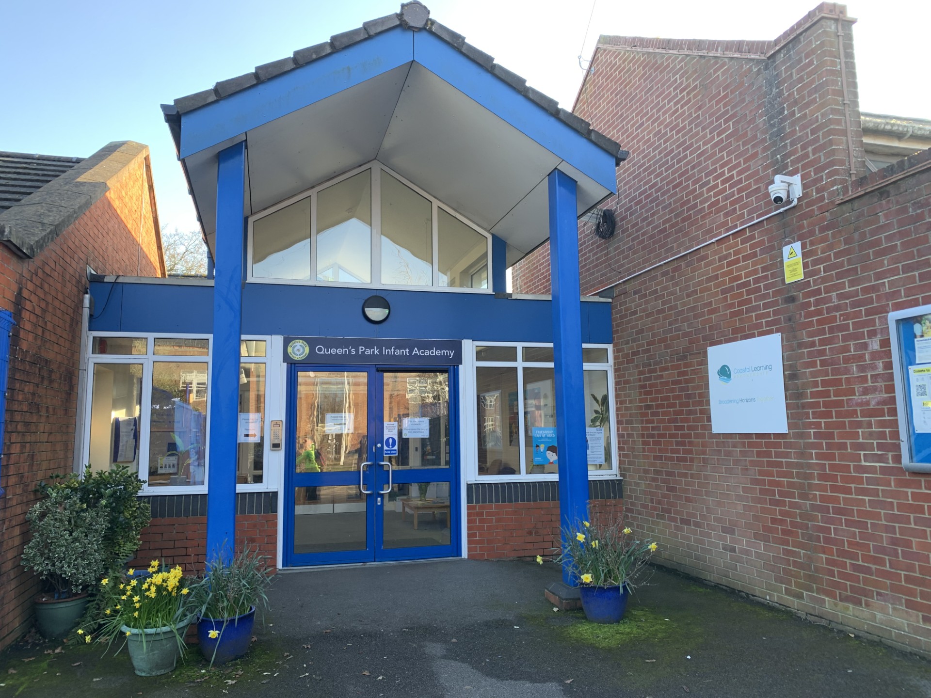 Front of school 1.jpg